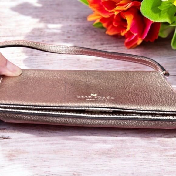 🪷 Kate Spade Rose Gold Phone Wallet Crossbody Bag - Picture 6 of 7